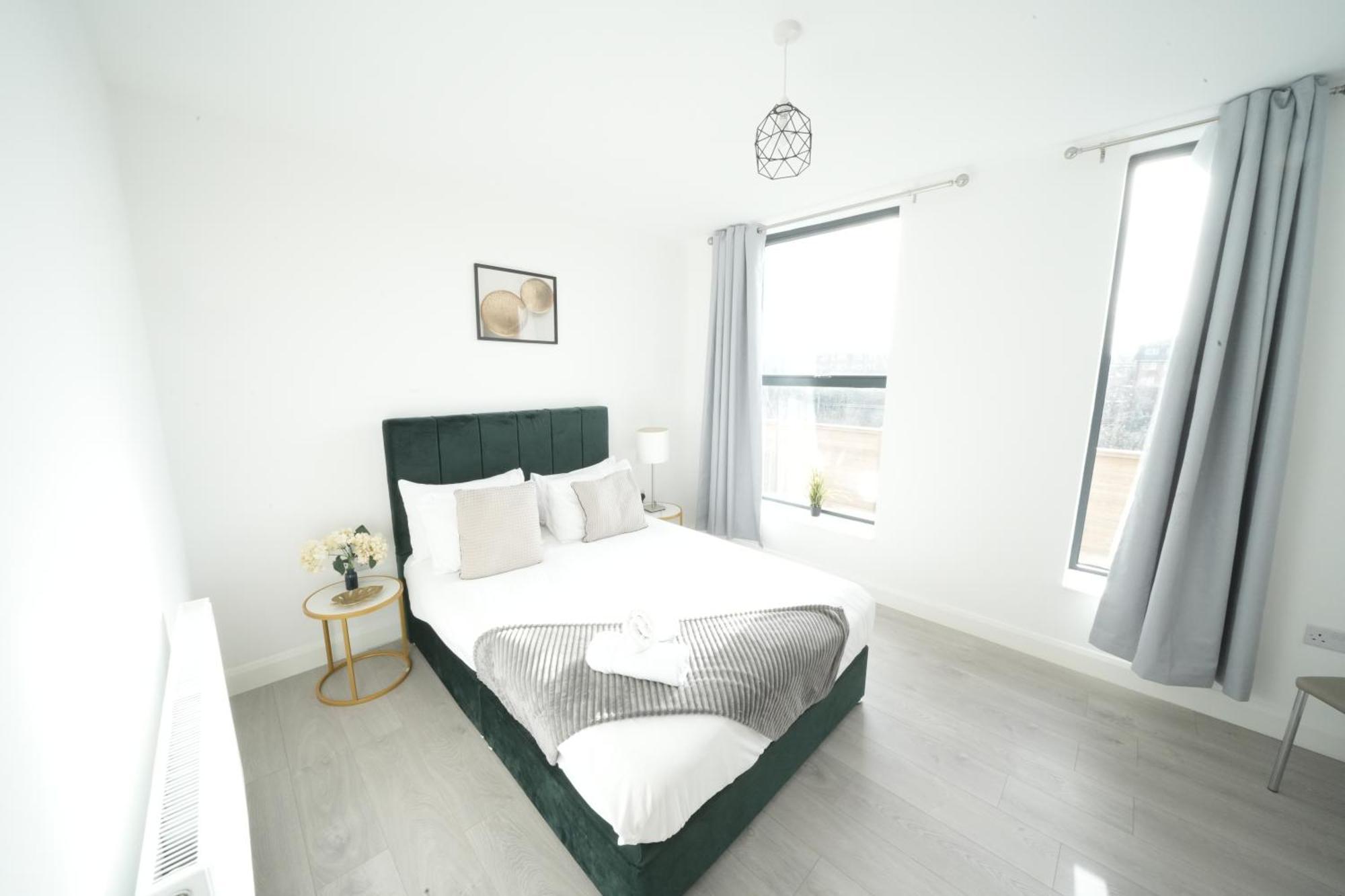 Broadway Great 7-minute Walk From The Underground Accommodatie bij particulieren Ealing