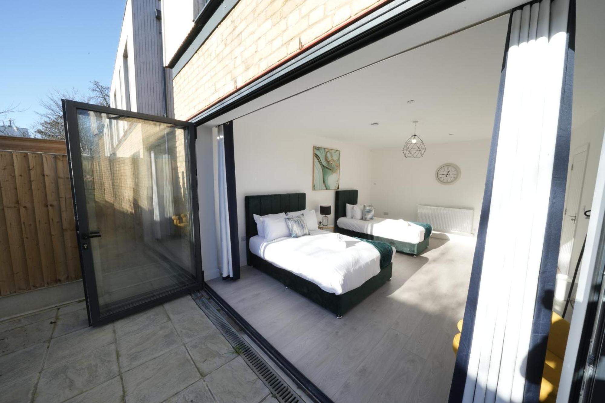 Broadway Great 7-minute Walk From The Underground Accommodatie bij particulieren *