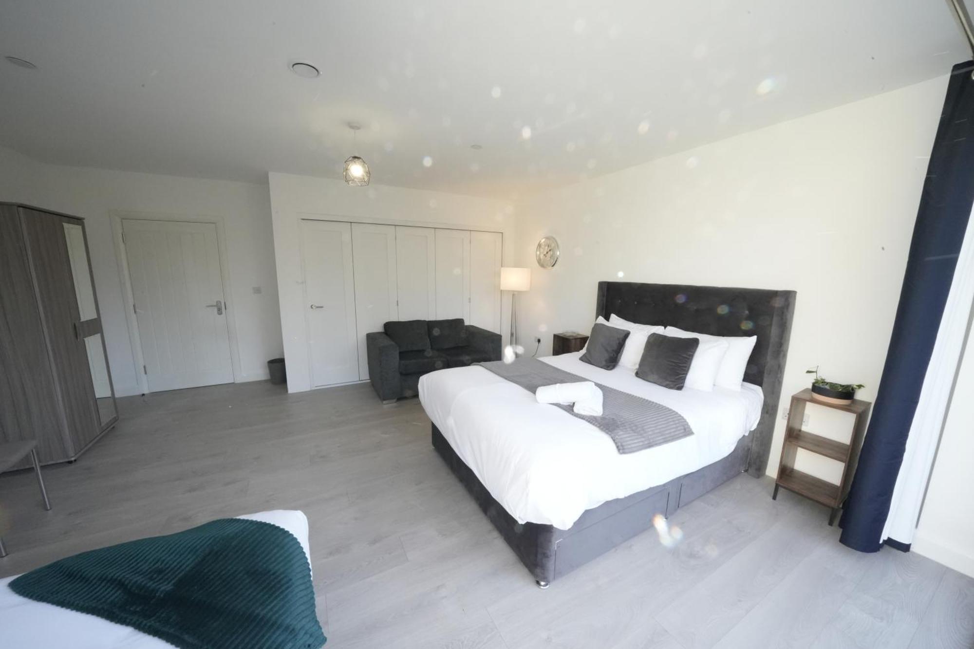 Accommodatie bij particulieren Broadway Great 7-minute Walk From The Underground Ealing