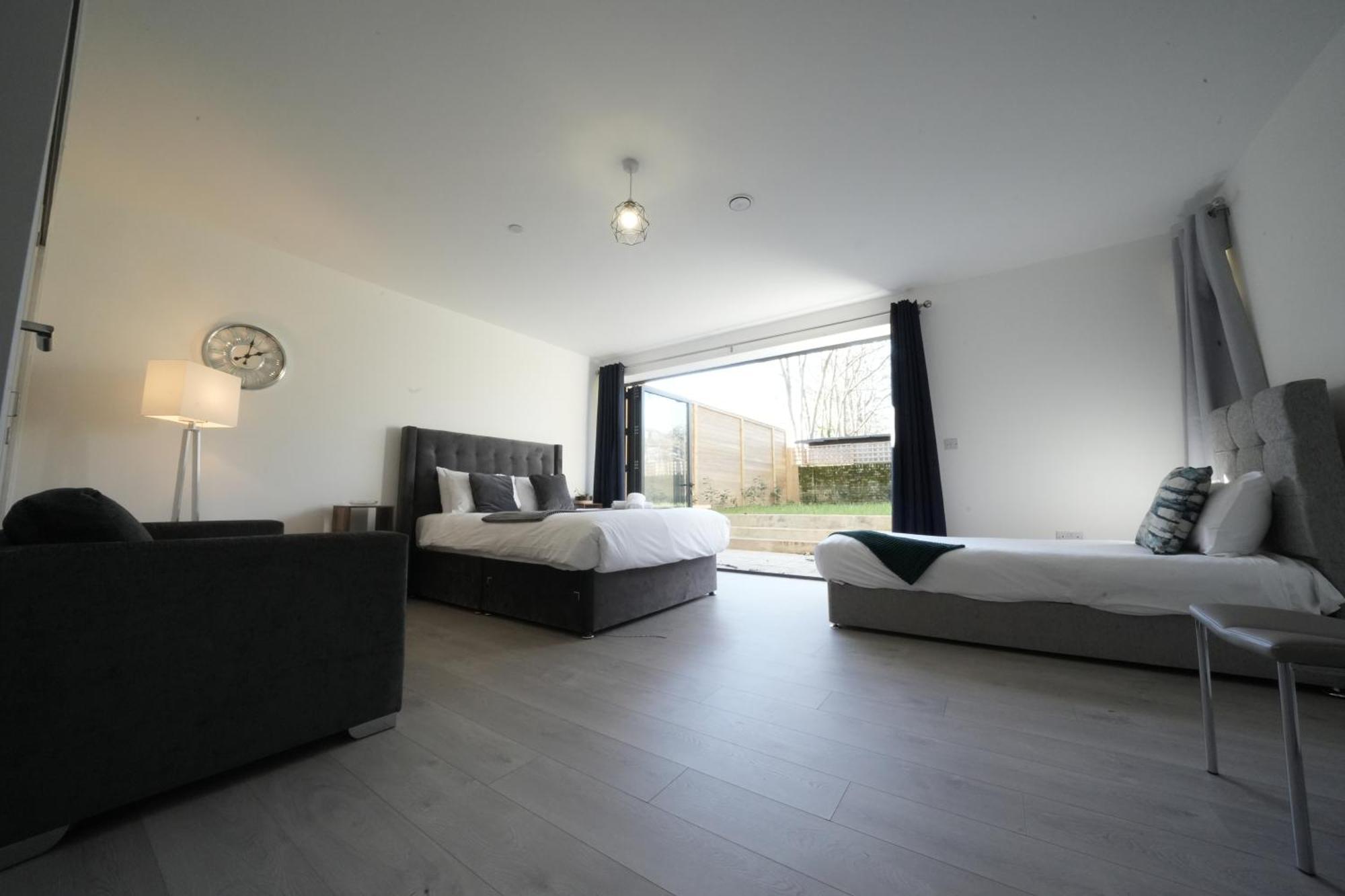 Accommodatie bij particulieren Broadway Great 7-minute Walk From The Underground Ealing